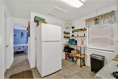 101 Pago Pago Dr E, Naples, FL 34113 - Photo 13