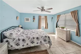 101 Pago Pago Dr E, Naples, FL 34113 - Photo 9