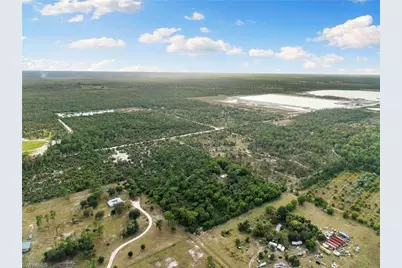 630 Pioneer Trl, Naples, FL 34117 - Photo 37