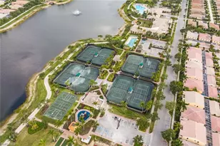 8482 Karina Ct, Naples, FL 34114 - Photo 31