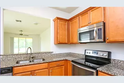 8482 Karina Ct, Naples, FL 34114 - Photo 11