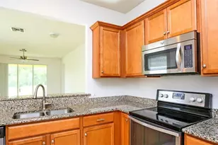 8482 Karina Ct, Naples, FL 34114 - Photo 11