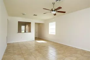 8482 Karina Ct, Naples, FL 34114 - Photo 5