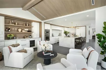 22 Las Brisas Way #23, Naples, FL 34108 - Photo 7