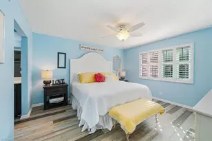 142 Palm Dr, Naples, FL 34112 - Photo 13