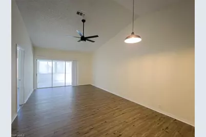 4209 Castlewood Dr, Holiday, FL 34691 - Photo 7