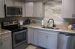 607 SE 47th St, Cape Coral, FL 33904 - Photo 3