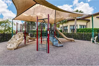 9113 Glenforest Dr, Naples, FL 34120 - Photo 19