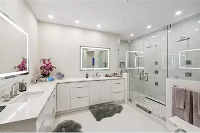 173 Colonade Cir #1401, Naples, FL 34103 - Photo 9