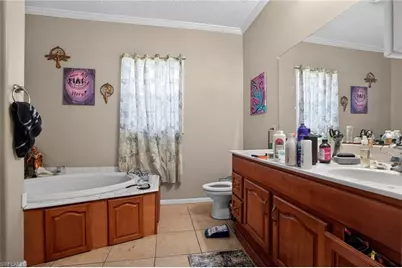 2808 34th St SW, Lehigh Acres, FL 33976 - Photo 13