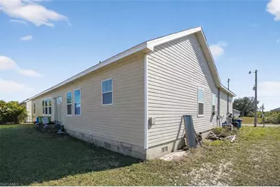 2808 34th St SW, Lehigh Acres, FL 33976 - Photo 19