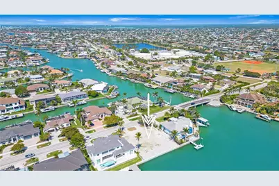 1293 Winterberry Dr, Marco Island, FL 34145 - Photo 9