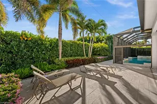 784 Anderson Dr, Naples, FL 34103 - Photo 37