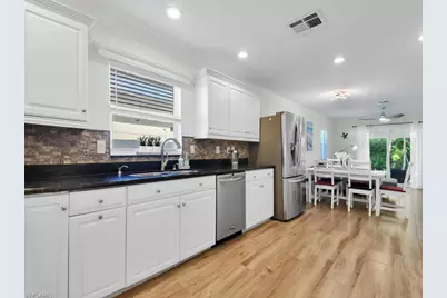 637 103rd Ave N, Naples, FL 34108 - Photo 13