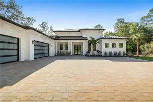 5000 Palmetto Woods Dr, Naples, FL 34119 - Photo 47