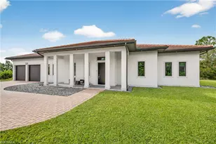 12289 Alamansa Ln, Bonita Springs, FL 34135 - Photo 3