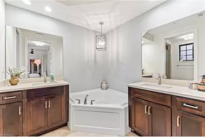 23191 Fashion Dr #8212, Estero, FL 33928 - Photo 9