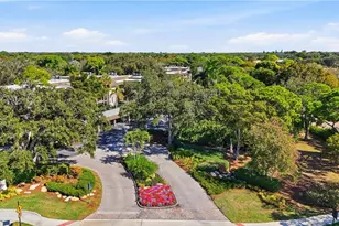 5950 Pelican Bay Blvd, Naples, FL 34108 - Photo 3