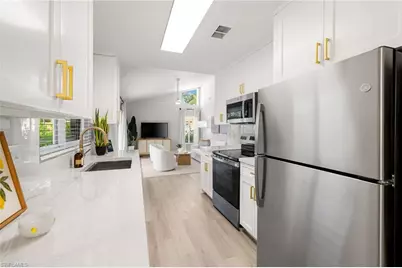 1196 Westlake Blvd, Naples, FL 34103 - Photo 17