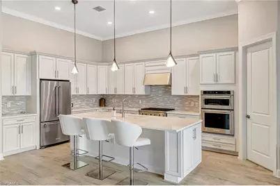 9574 Everglades Dr, Naples, FL 34120 - Photo 11