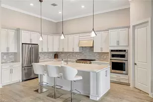 9574 Everglades Dr, Naples, FL 34120 - Photo 11