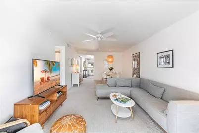 72 7th St S #309, Naples, FL 34102 - Photo 1