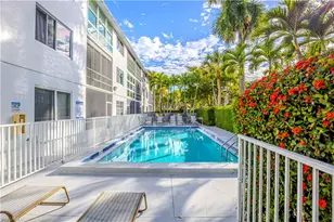 72 7th St S, Naples, FL 34102 - Photo 19