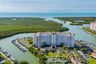 13105 Vanderbilt Dr, Naples, FL 34110 - Photo 17