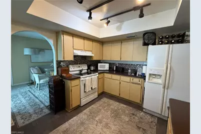 1405 SE 34th Ter, Cape Coral, FL 33904 - Photo 17