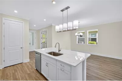 10279 Bonavie Cove Dr, Fort Myers, FL 33966 - Photo 7