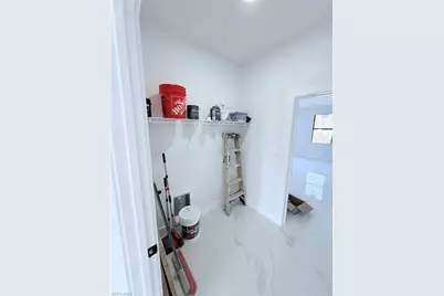 518 Ames St E, Lehigh Acres, FL 33974 - Photo 25