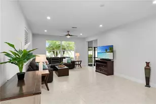 13418 Kent St, Naples, FL 34109 - Photo 5