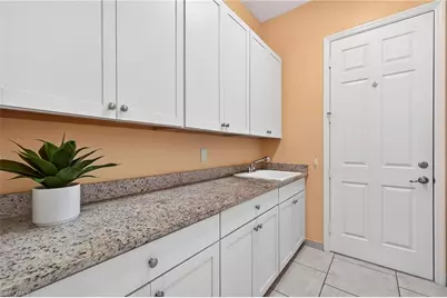 11572 Stonecreek Cir, Fort Myers, FL 33913 - Photo 21