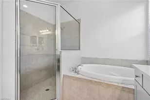 11572 Stonecreek Cir, Fort Myers, FL 33913 - Photo 15