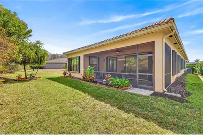 11572 Stonecreek Cir, Fort Myers, FL 33913 - Photo 25