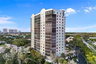 455 Cove Tower Dr, Naples, FL 34110 - Photo 39