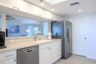 5550 Heron Point Dr, Naples, FL 34108 - Photo 15