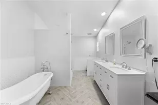 2467 Pinewoods Cir, Naples, FL 34105 - Photo 29