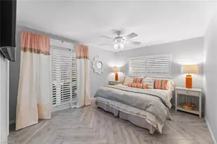 2467 Pinewoods Cir, Naples, FL 34105 - Photo 31