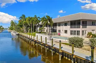 1686 Blue Point Ave, Naples, FL 34102 - Photo 37