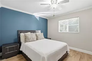 272 Johnnycake Dr, Naples, FL 34110 - Photo 17