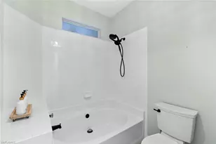 327 Emerald Bay Cir, Naples, FL 34110 - Photo 21