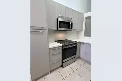 445 Robin Hood Cir #202, Naples, FL 34104 - Photo 7