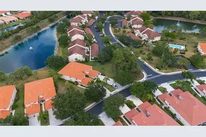 445 Robin Hood Cir #202, Naples, FL 34104 - Photo 19