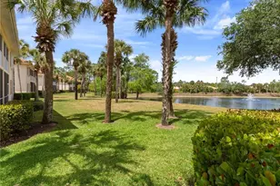 445 Robin Hood Cir, Naples, FL 34104 - Photo 17