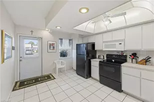 118 Gledhill Ct, Fort Myers, FL 33919 - Photo 5