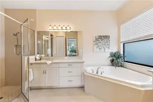 4360 Aurora St, Naples, FL 34119 - Photo 23