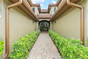 6689 Alden Woods Cir, Naples, FL 34113 - Photo 3