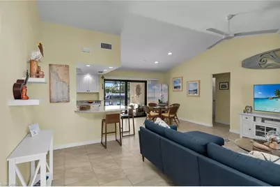 1035 Admiralty Ct, Marco Island, FL 34145 - Photo 7