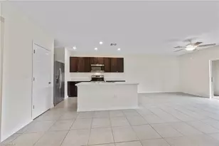 15484 Wildflower Cir, Naples, FL 34119 - Photo 3